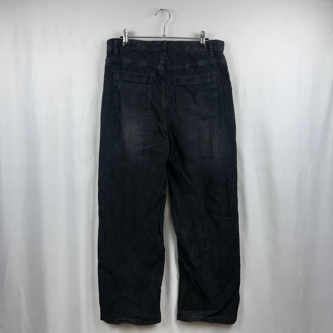 (M) 노매뉴얼 코듀로이 팬츠 블랙 상품이미지4