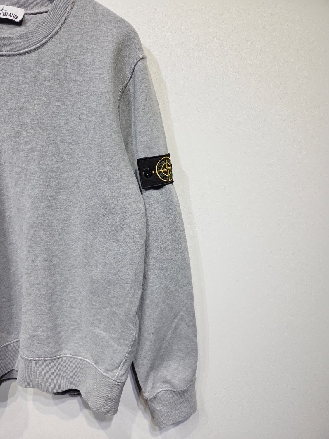 스톤아일랜드 맨투맨 그레이_L 상품이미지4