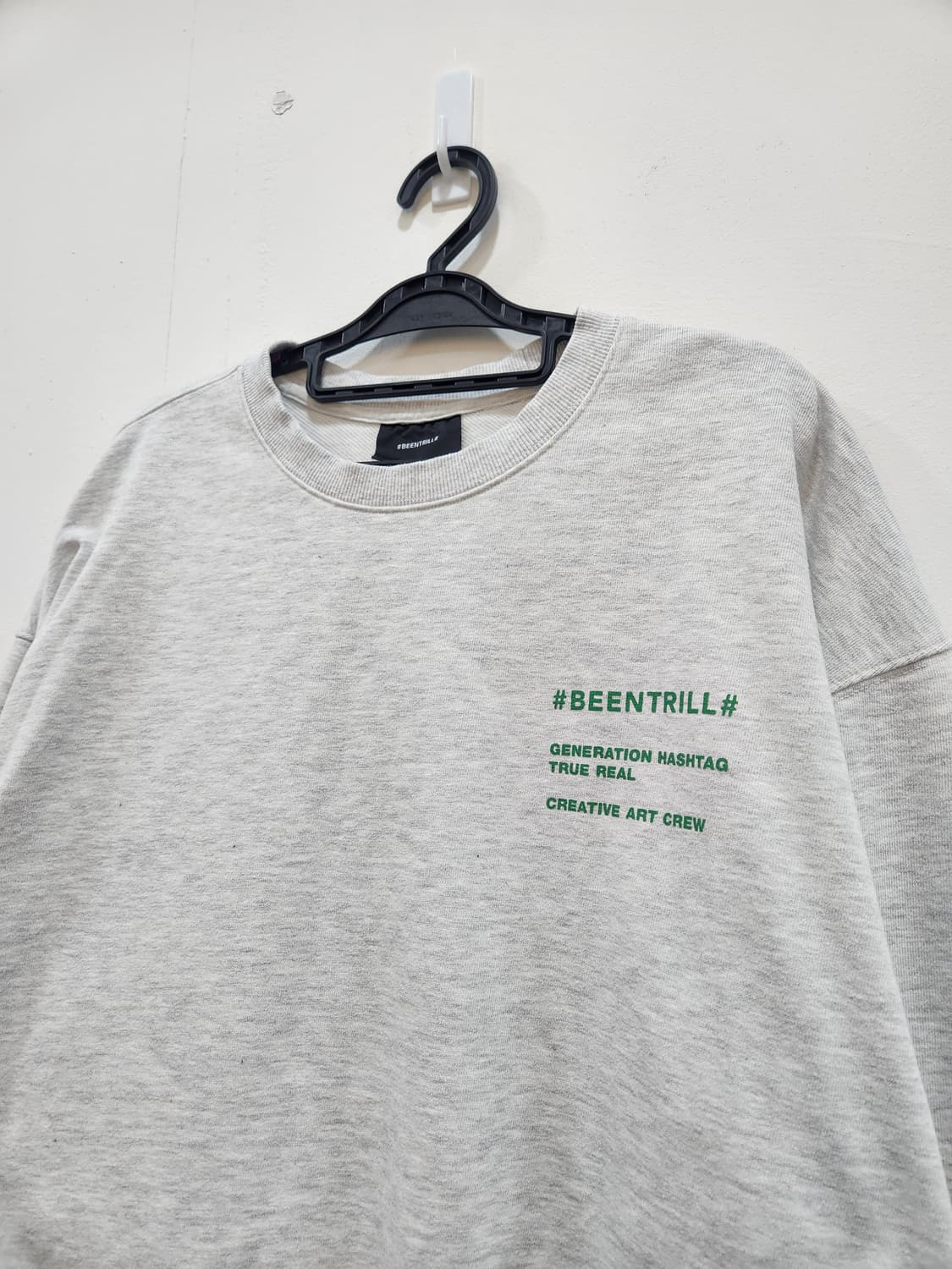 빈트릴 그린 테이핑 해시태그 컴포트핏 맨투맨 남성 100사이즈 상품이미지4