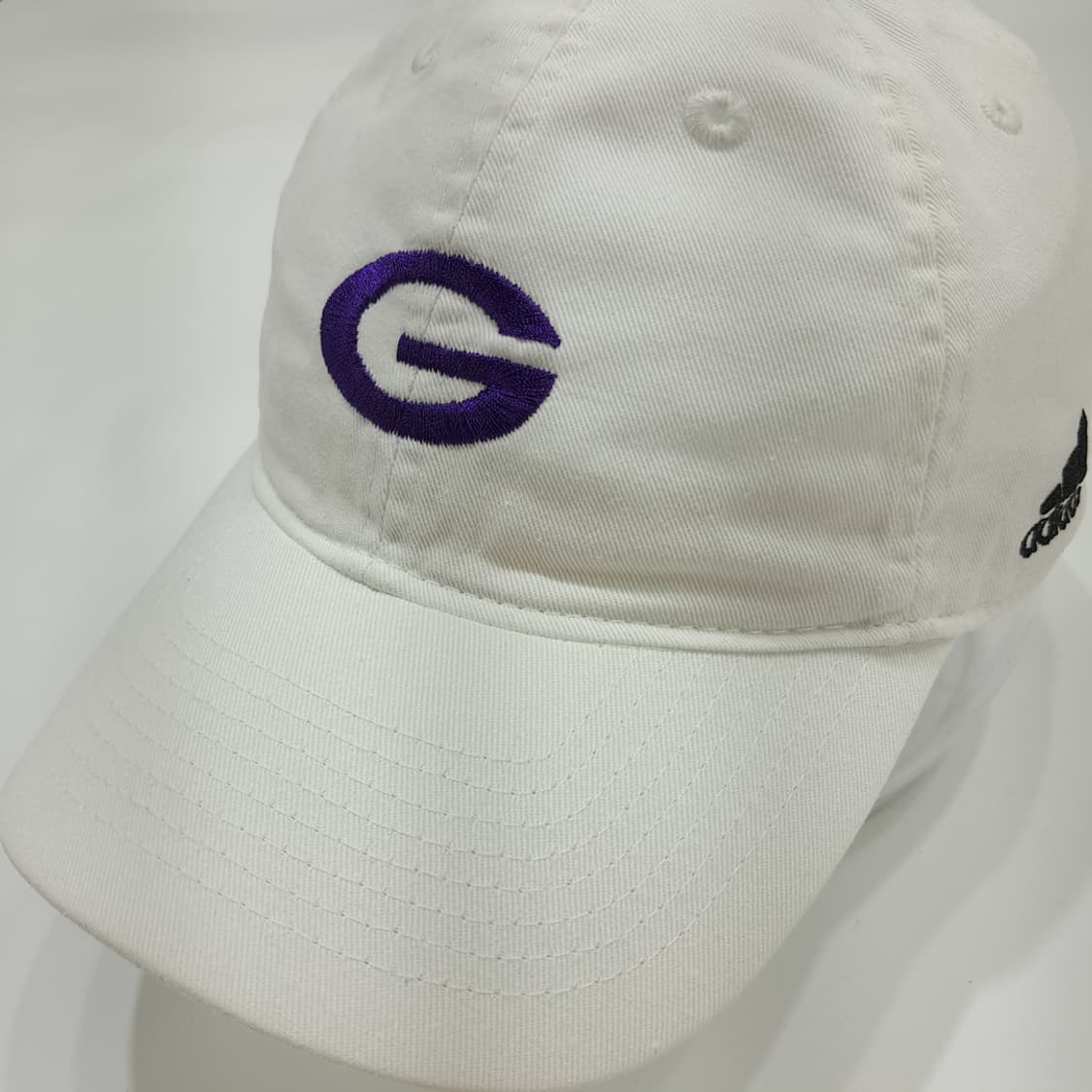 아디다스 퍼플 G 로고 화이트 볼캡 P1210 상품이미지1