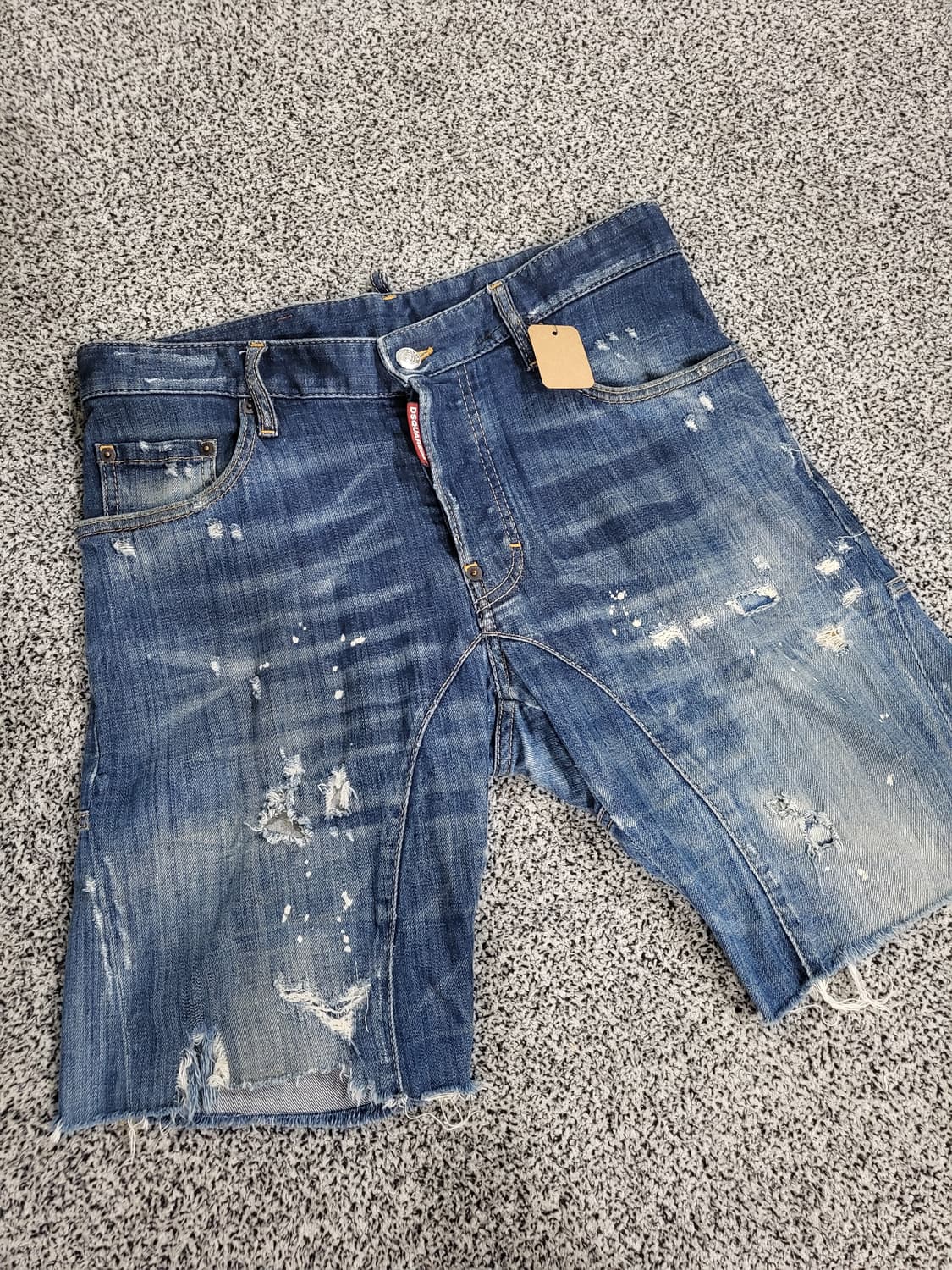 디스퀘어드 투(DSQUARED2) 데님 반바지 상품이미지1
