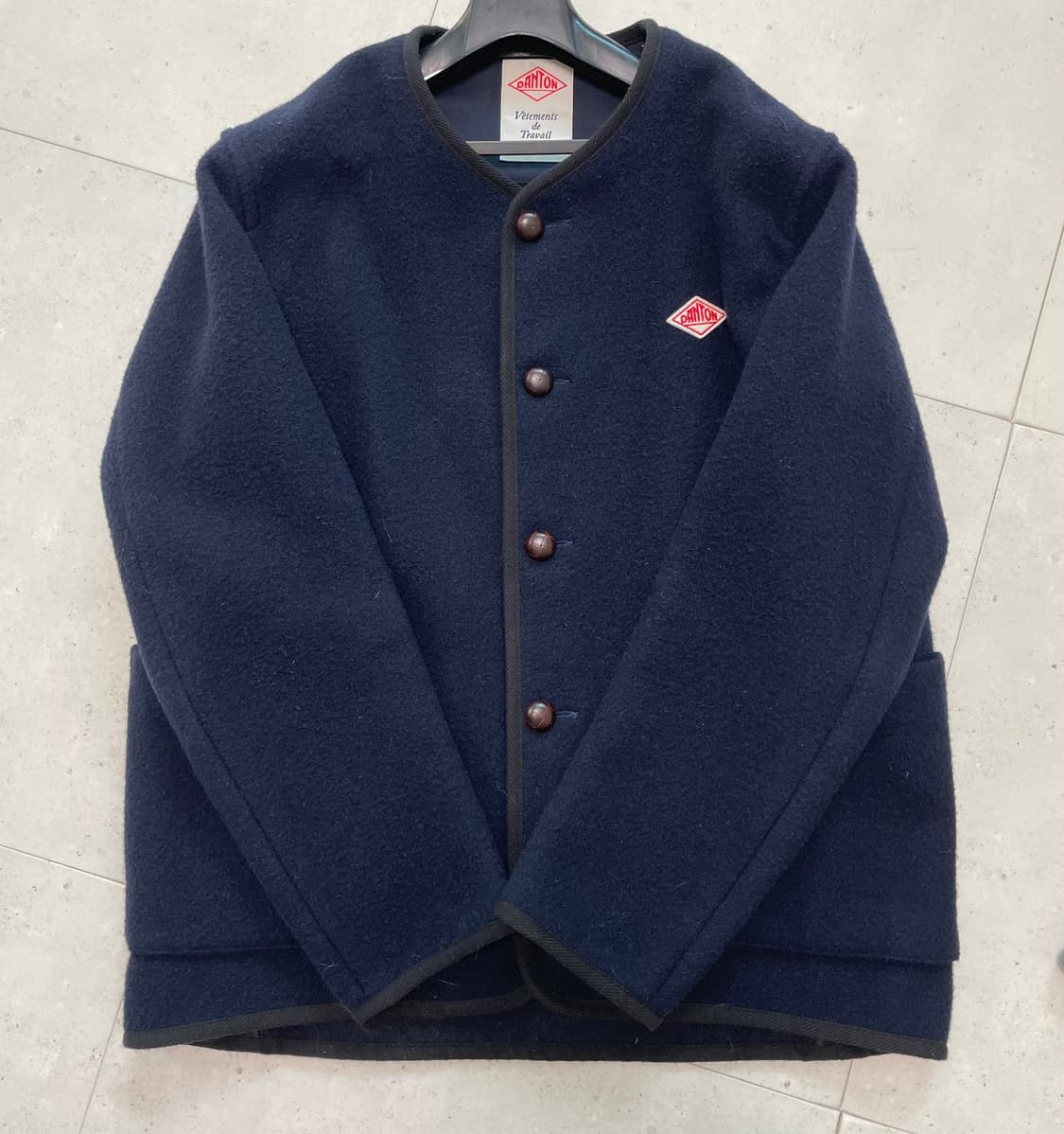 단톤 노카라 울자켓 네이비 사이즈 42 상품이미지1