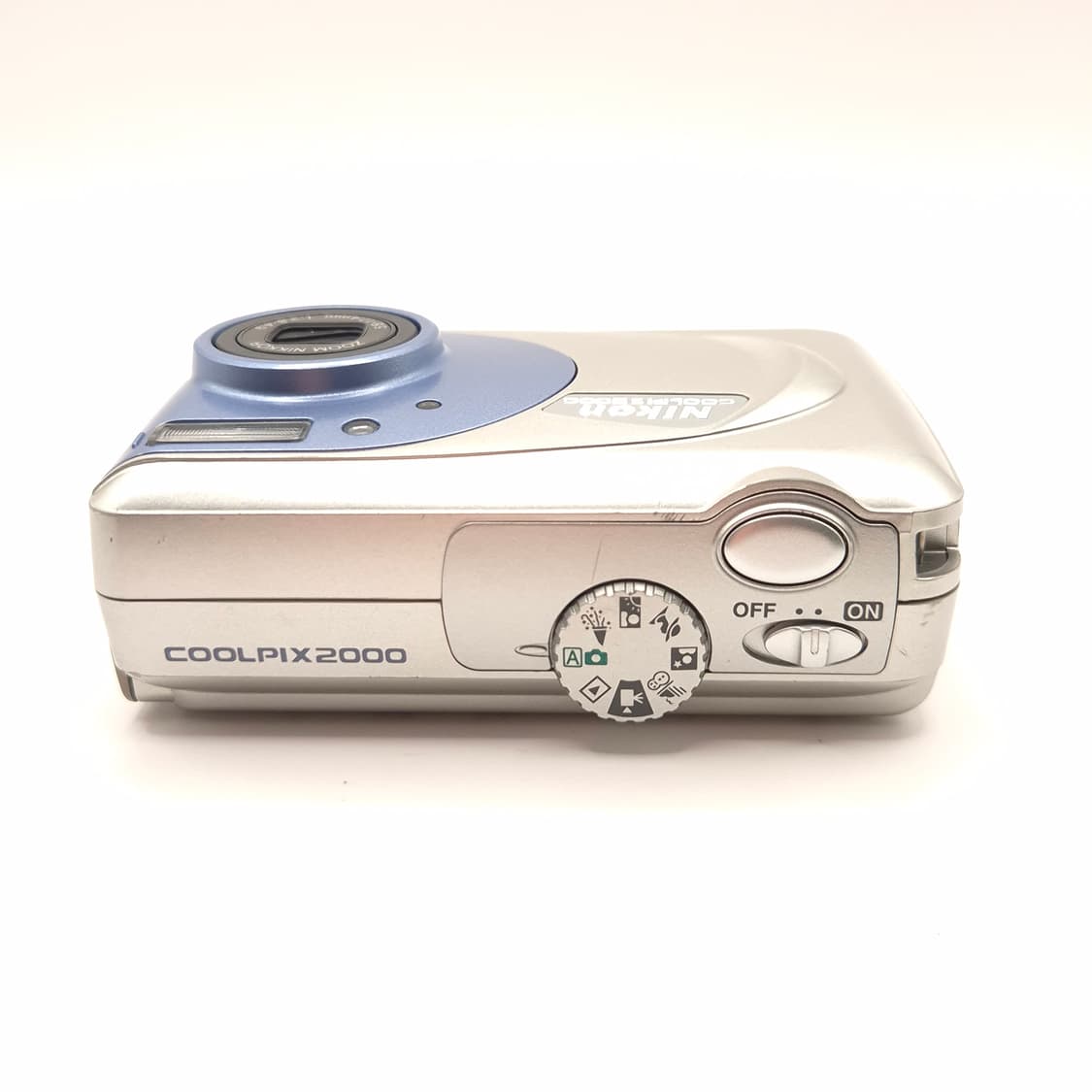 풀박 미품🫧 혜인픽 📸 니콘 쿨픽스 2000 상품이미지2