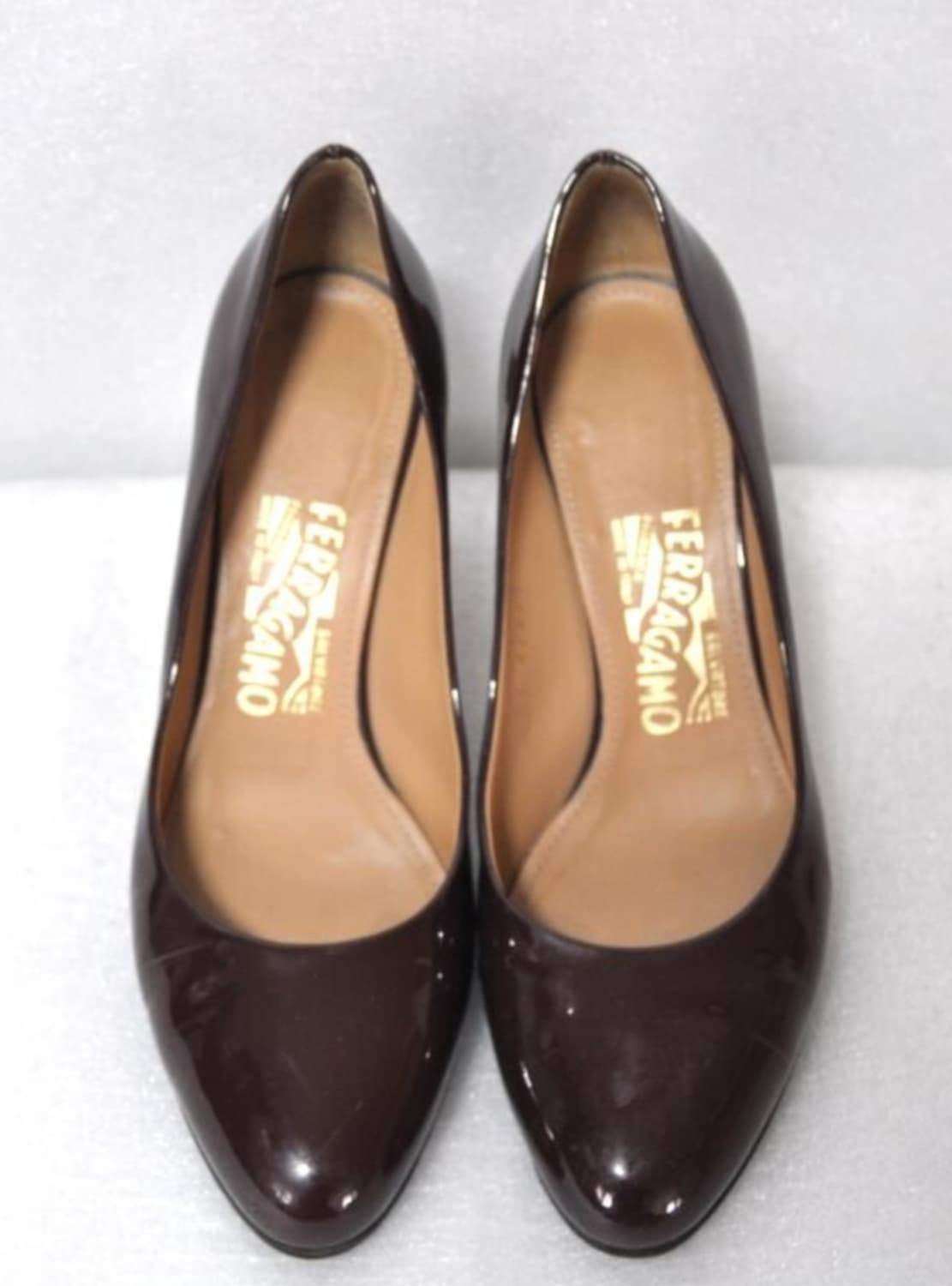 페레가모/여성에나멜펌프스구두(사이즈240)정품 상품이미지2