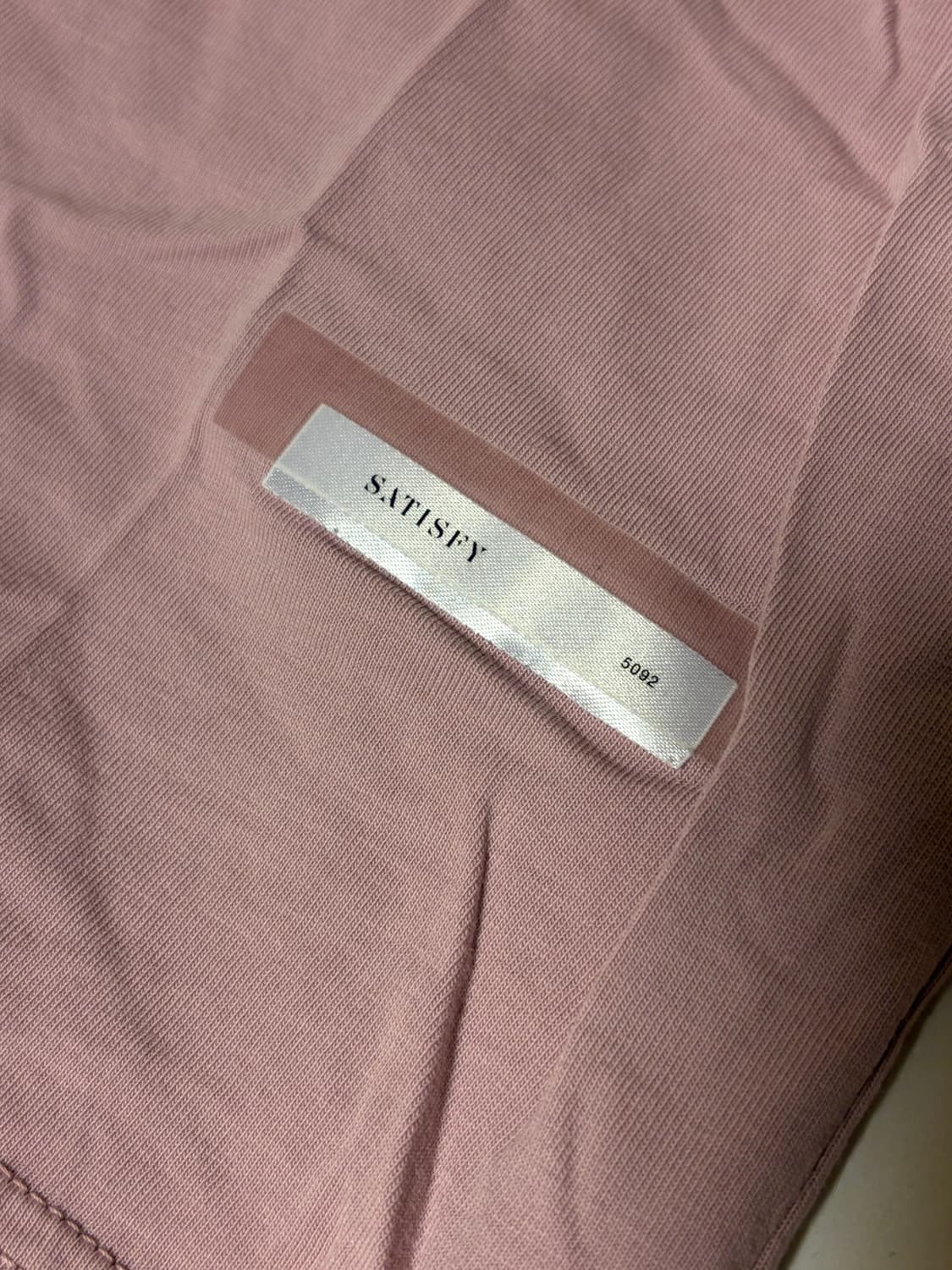 새티스파이 모스테크 티셔츠 상품이미지3