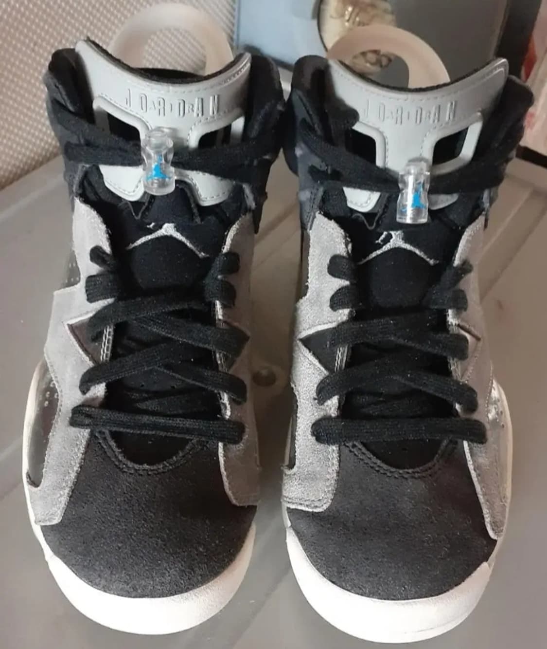 나이키 에어 조던 6 레트로 테크 크롬 250 상품이미지2