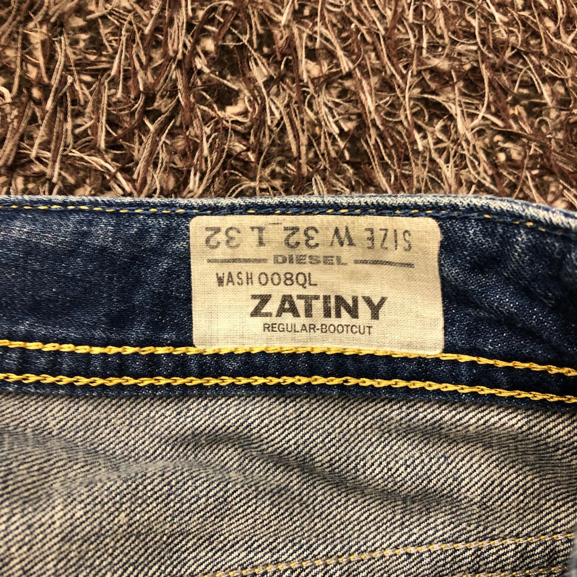 디젤 ZATINY 부츠컷 워싱 데님 팬츠 상품이미지6