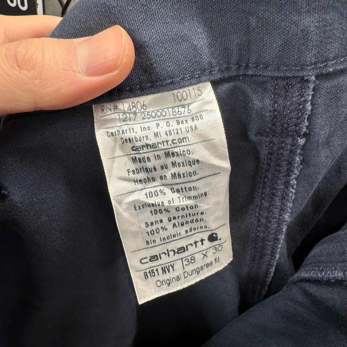 칼하트 루즈핏 덕 카펜터 워크 팬츠 후면 포켓 로고 포인트 네이비 상품이미지6