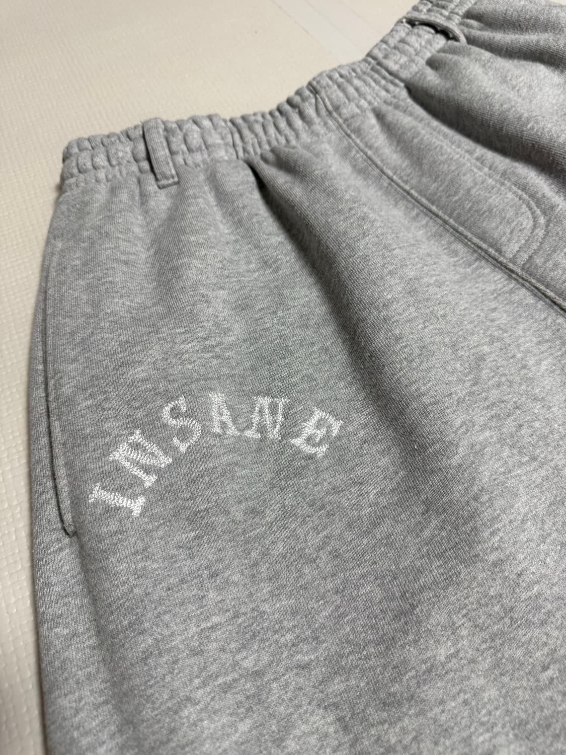 인세인 개러지 그래픽 스웻팬츠 상품이미지5