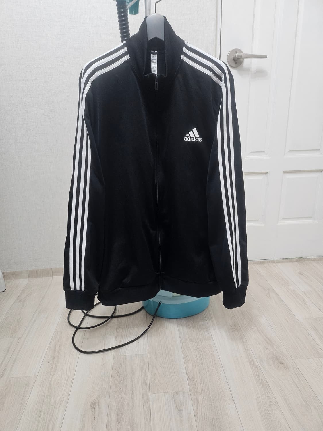 (110~115)3XL☆초대장급☆아디다스 에센셜3st [검흰] 트랙탑져지 상품이미지1