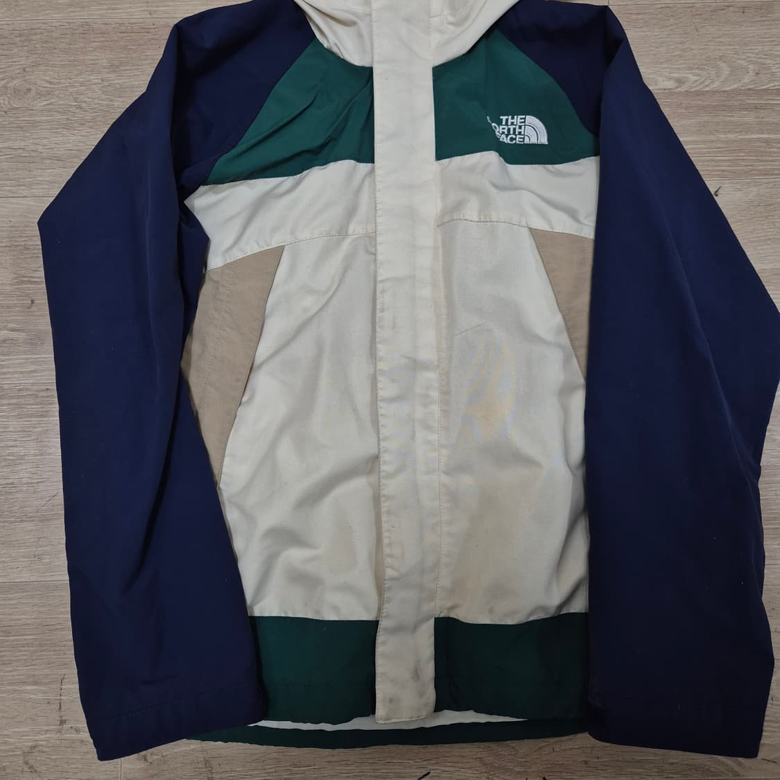 노스페이스 키즈 배색 후드 바람막이 자켓 150(10~11세) 상품이미지3