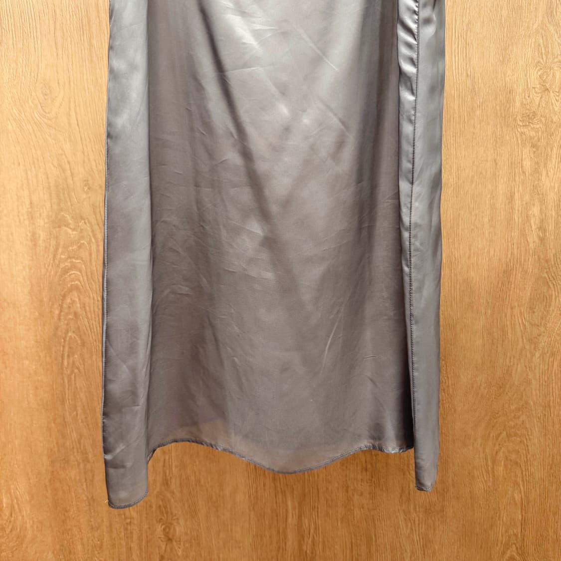 버버리 런던 실크 믹스 슬립 미디 원피스 배색 스트렙 그레이 상품이미지5