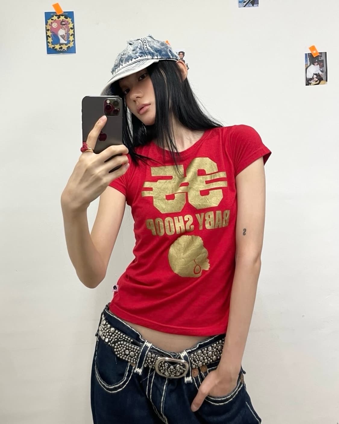 Gold Girl Red T-shirt 상품이미지1