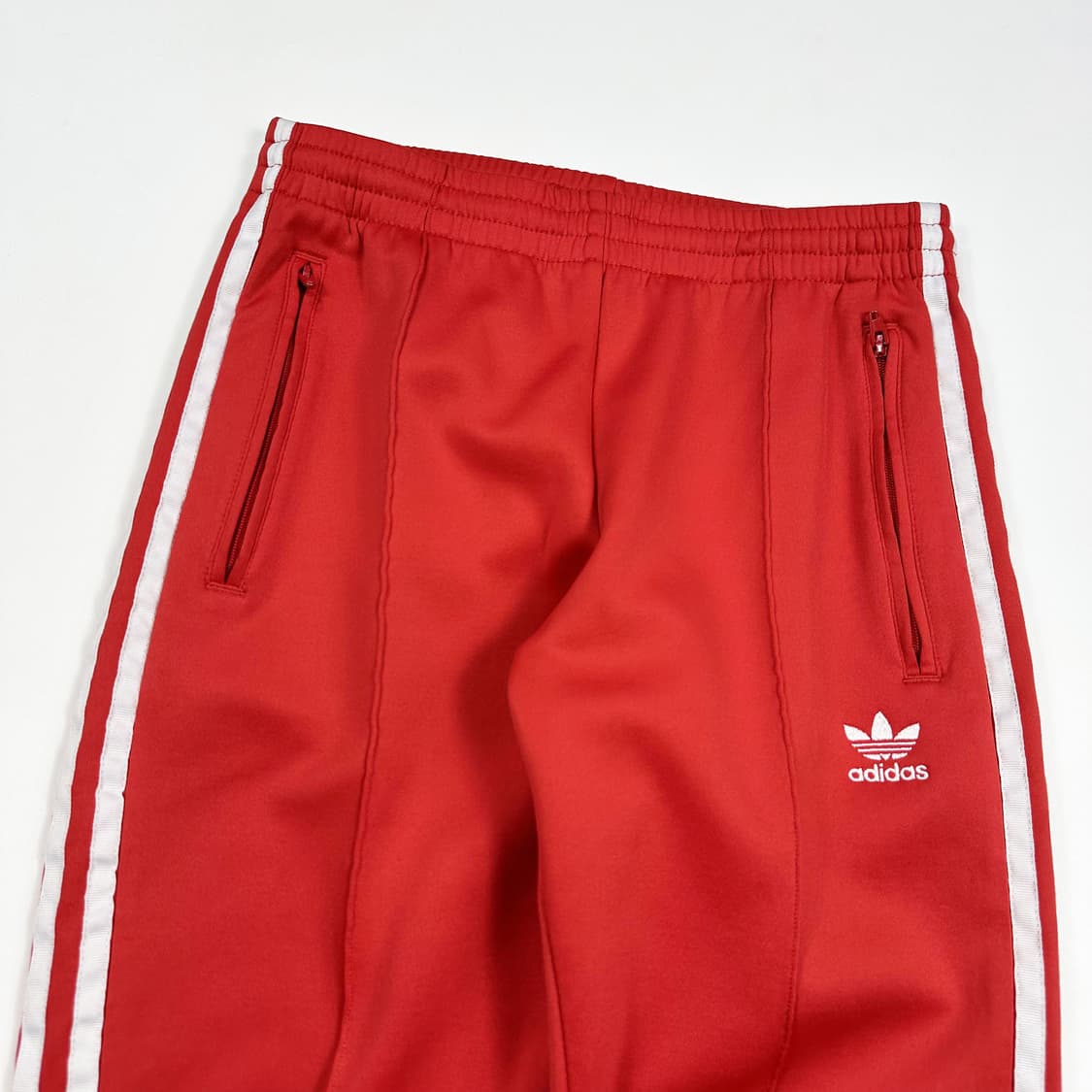 아디다스 슈퍼스타 레드 트랙 츄리닝바지 (XS 여성추천) 상품이미지4