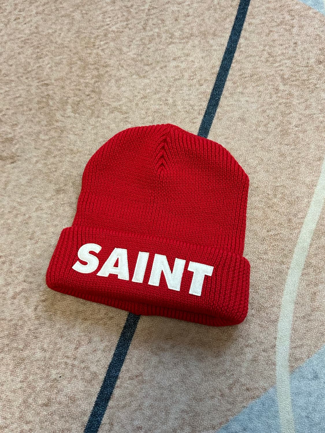 세인트 미카엘(Saint Mxxxxxx) 23aw 비니 레드 상품이미지1