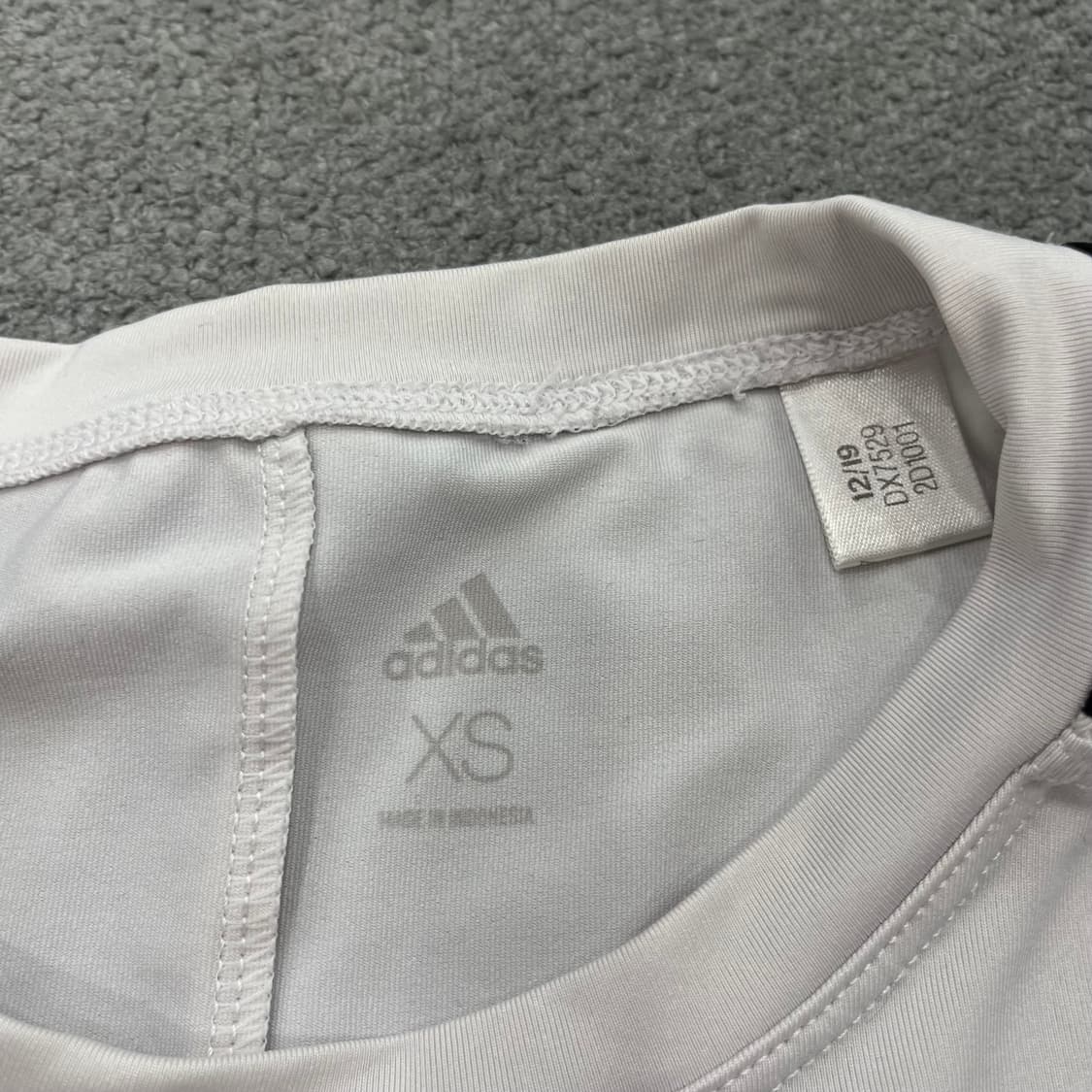 XS 아디다스 삼선 타이 티셔츠 상품이미지5
