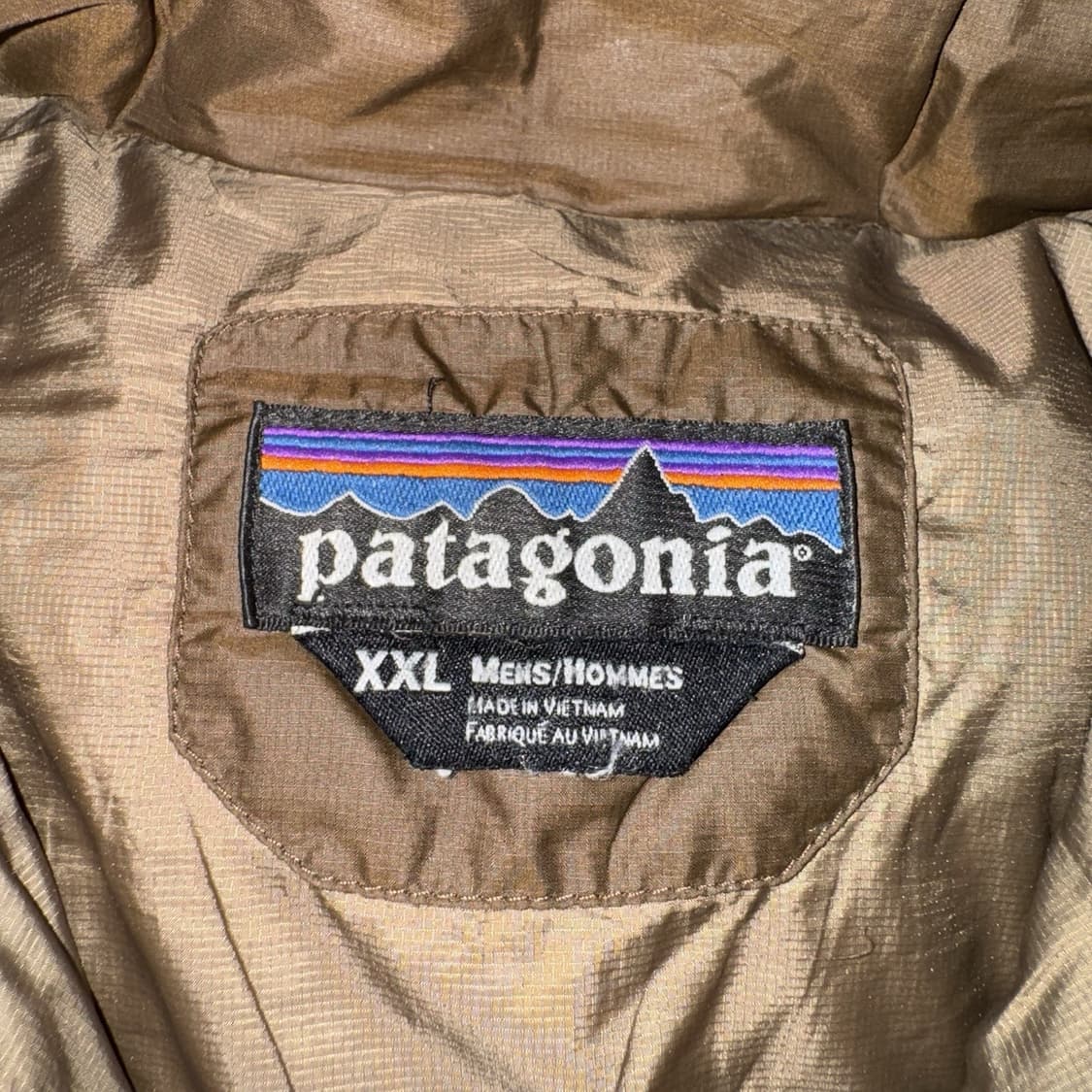 파타고니아 경량패딩 브라운 상품이미지3