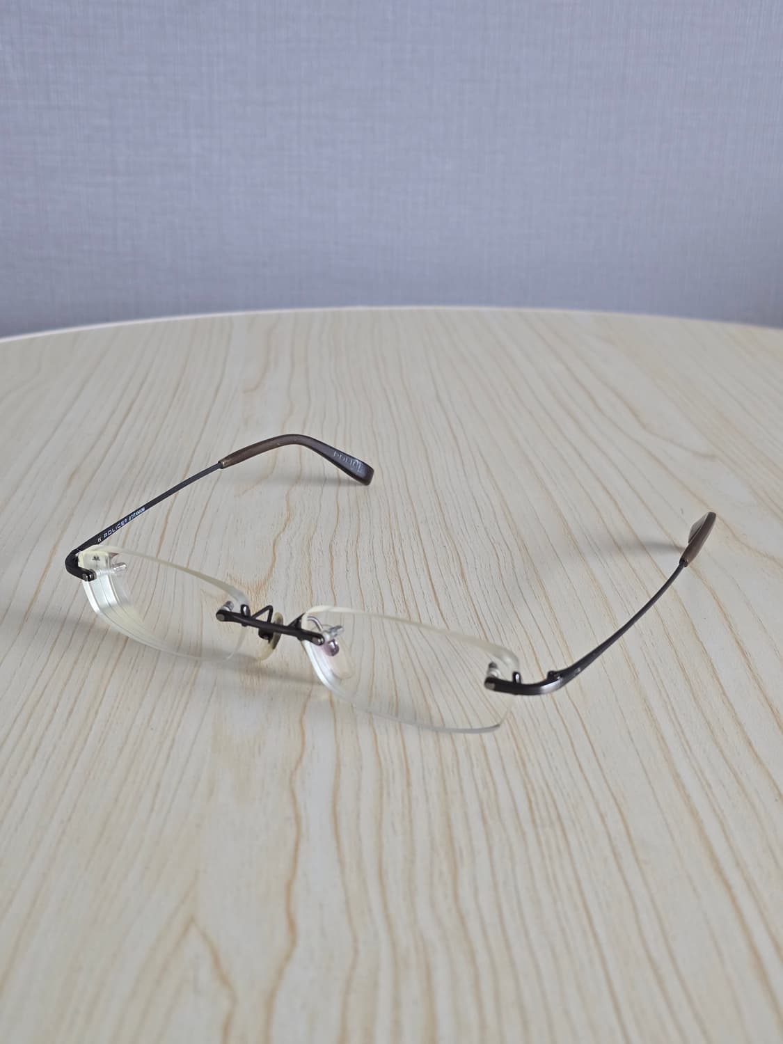 POLICE 무테 베타 티타늄 긱시크 안경  상품이미지3