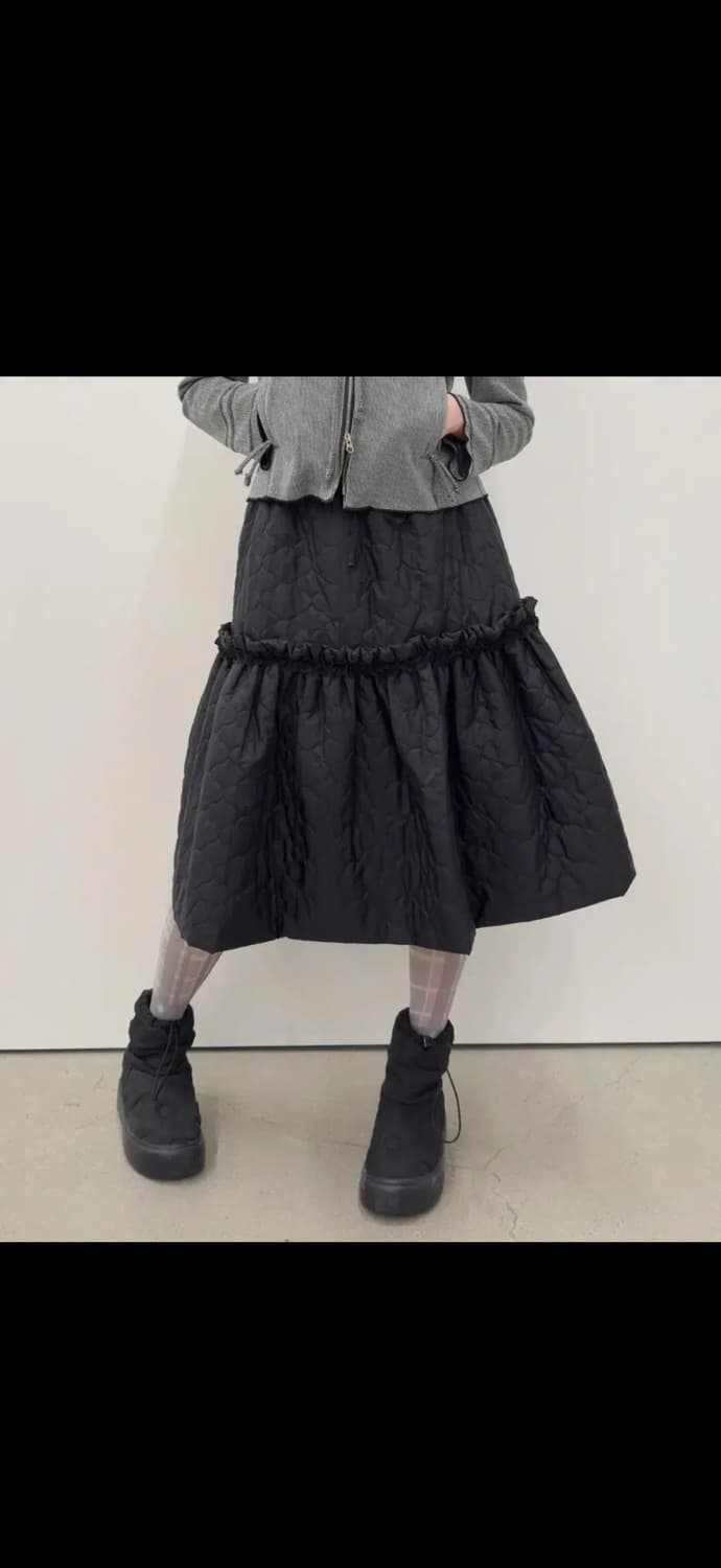 타입서비스 Quilted Ruffled Skirt 상품이미지1