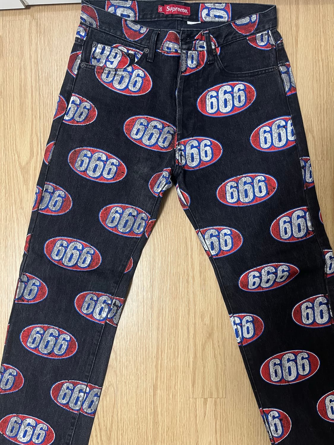 슈프림666 데님팬츠 상품이미지1