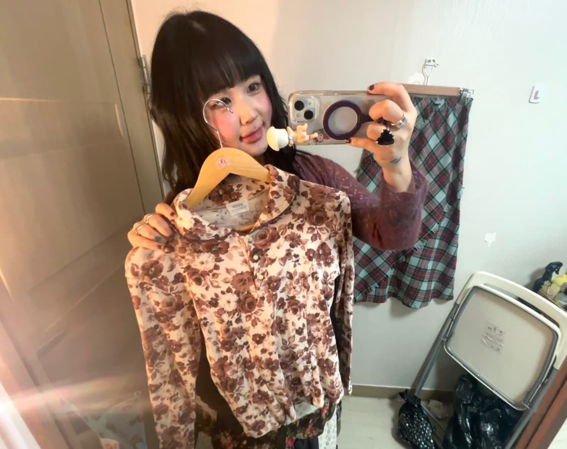 플라워 골지 카라 티셔츠 상품이미지1