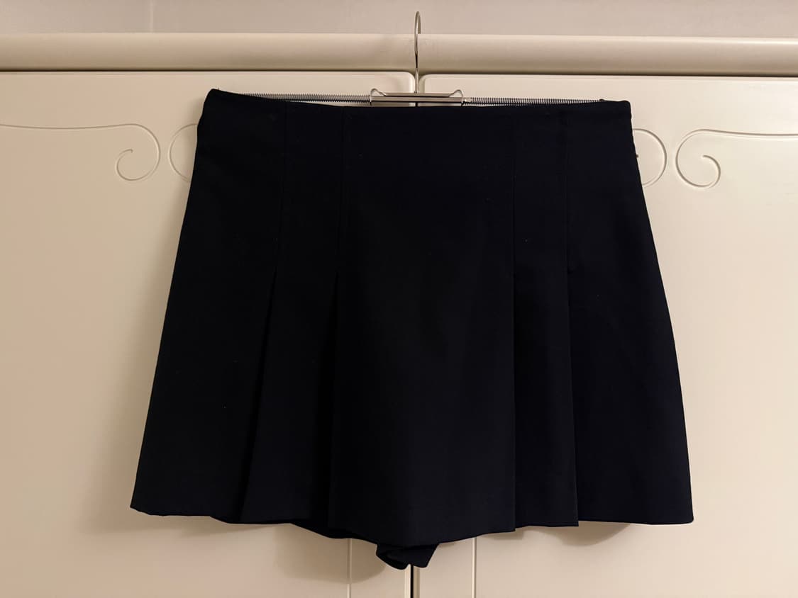ZARA 블랙 플리츠 미니 스커트 S 상품이미지2