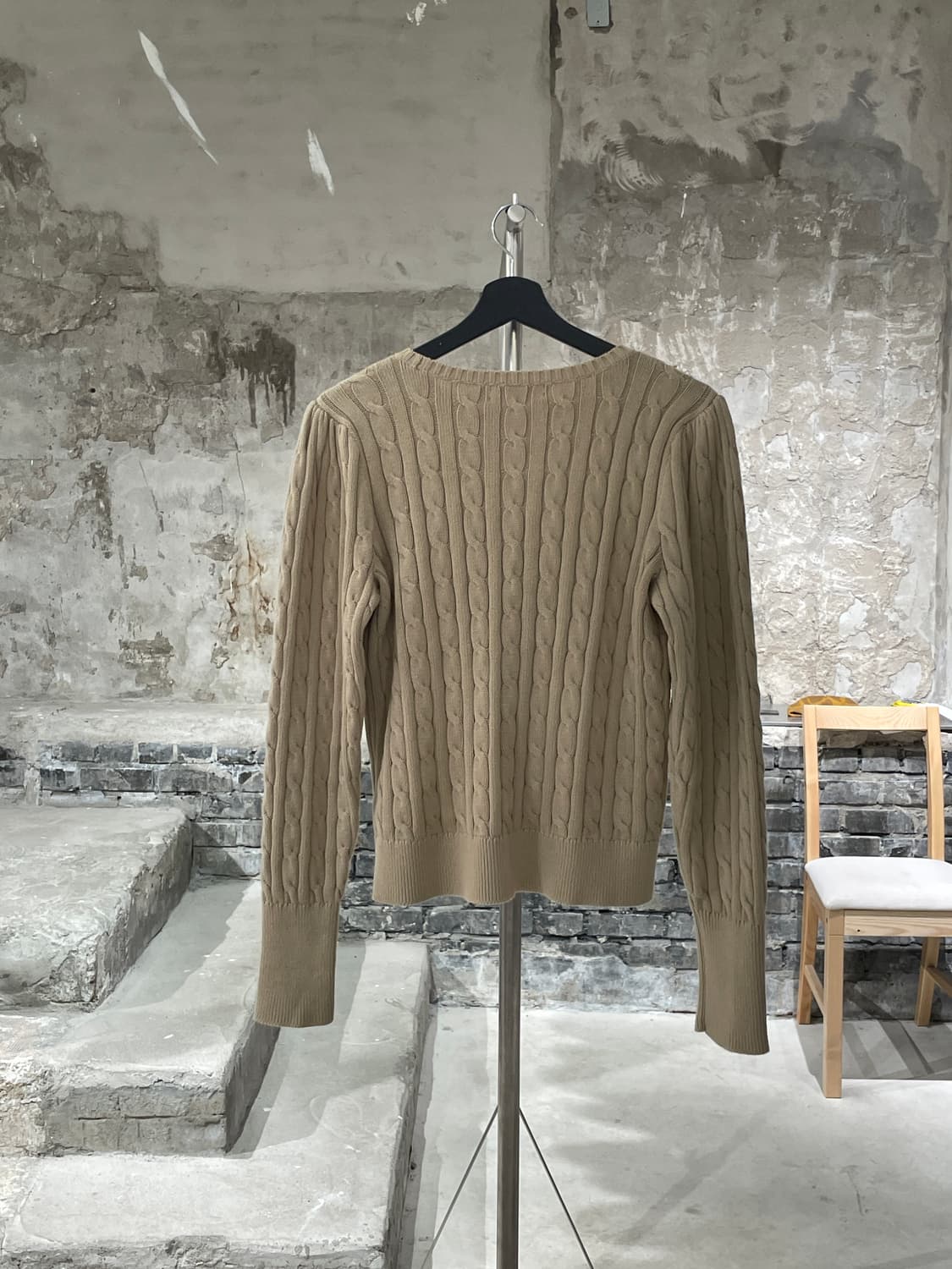 로렌 랄프로렌 블랙 라벨 베이지 퍼프 슬리브 케이블 스웨터 상품이미지6