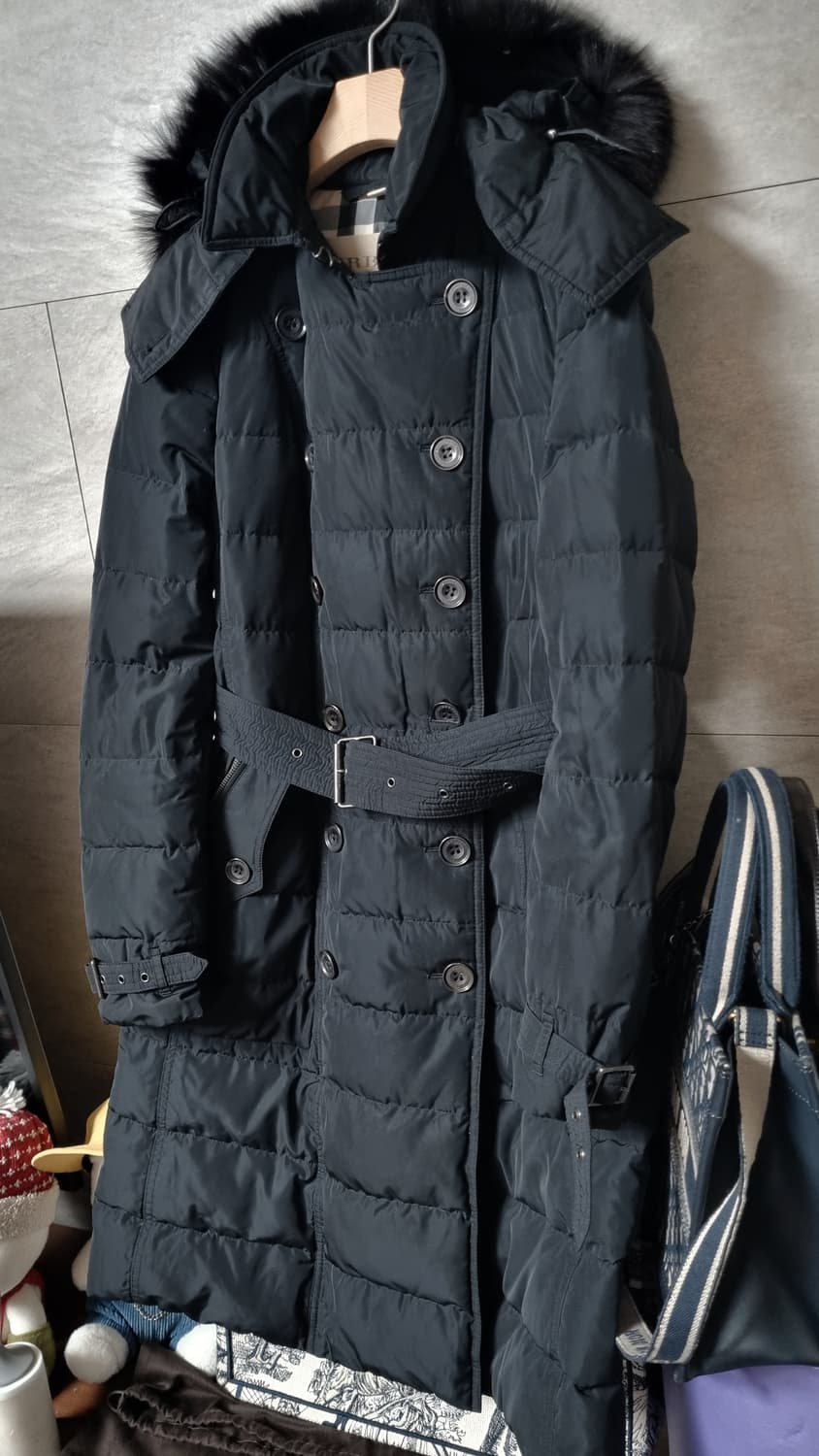 정품)  버버리 브릿  폭스퍼  구스다운 자켓  상품이미지2