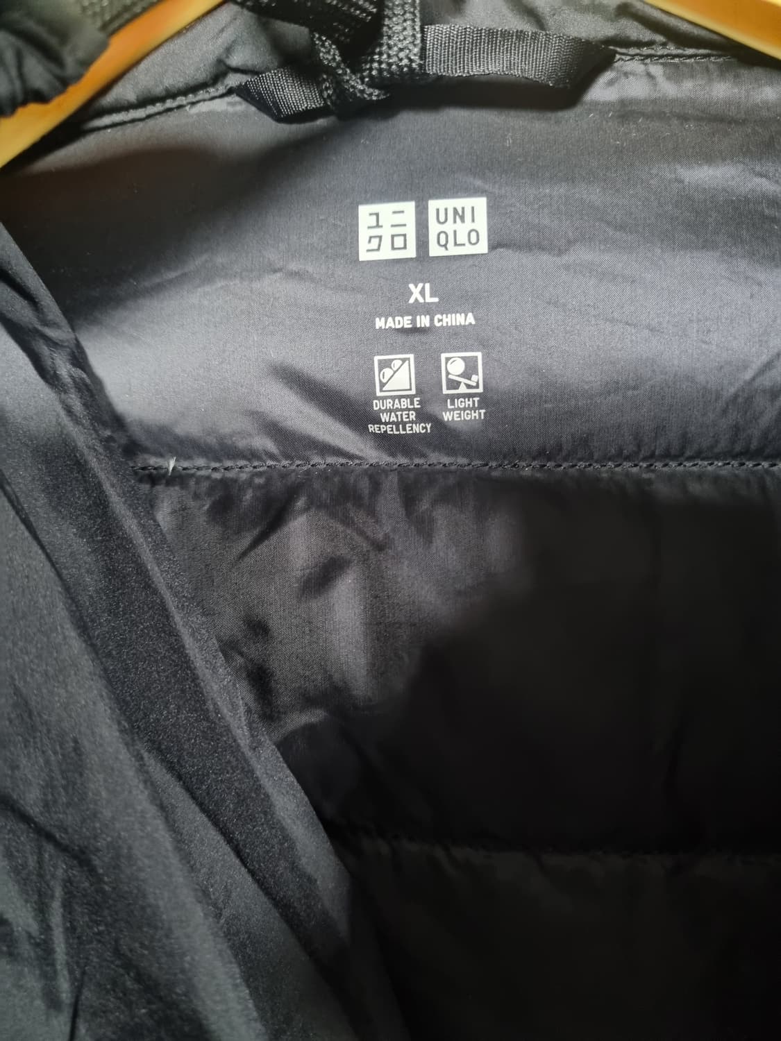 유니클로 남성 경량패딩  상품이미지3