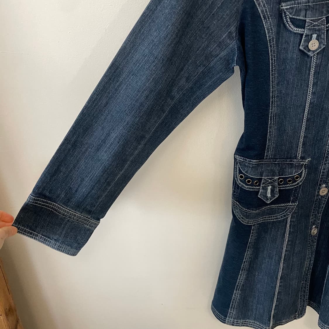 dark wash denim belted dress 상품이미지4