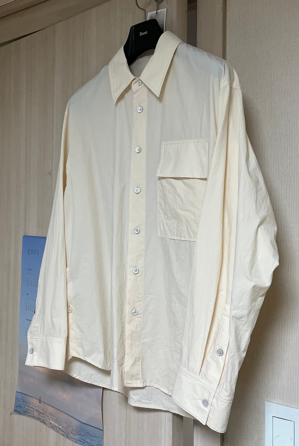 솔리드옴므 오버핏 페이퍼셔츠 베이지 상품이미지2