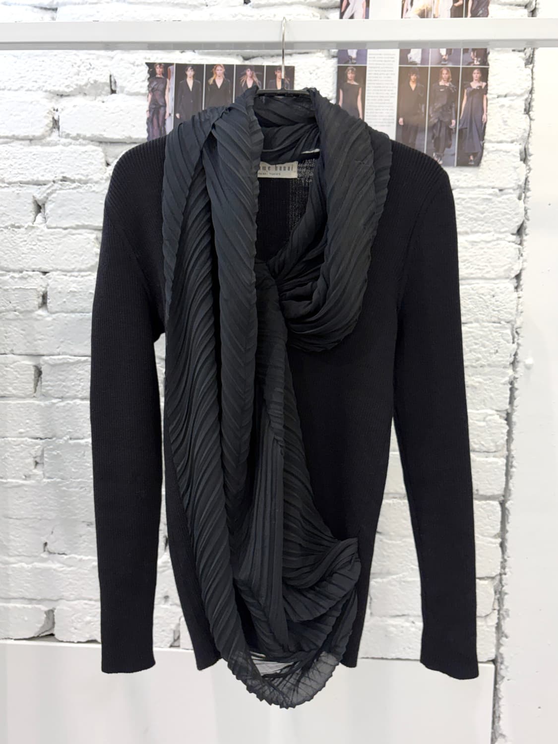 Pleated Scarf Layered Knit Top 상품이미지5