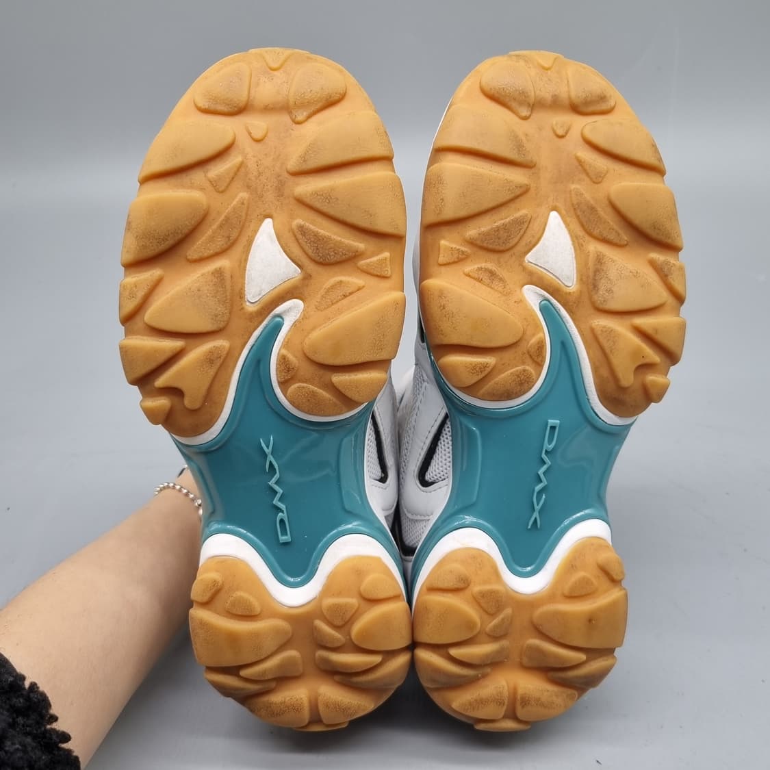 리복 DMX 1600 여성운동화230 상품이미지3