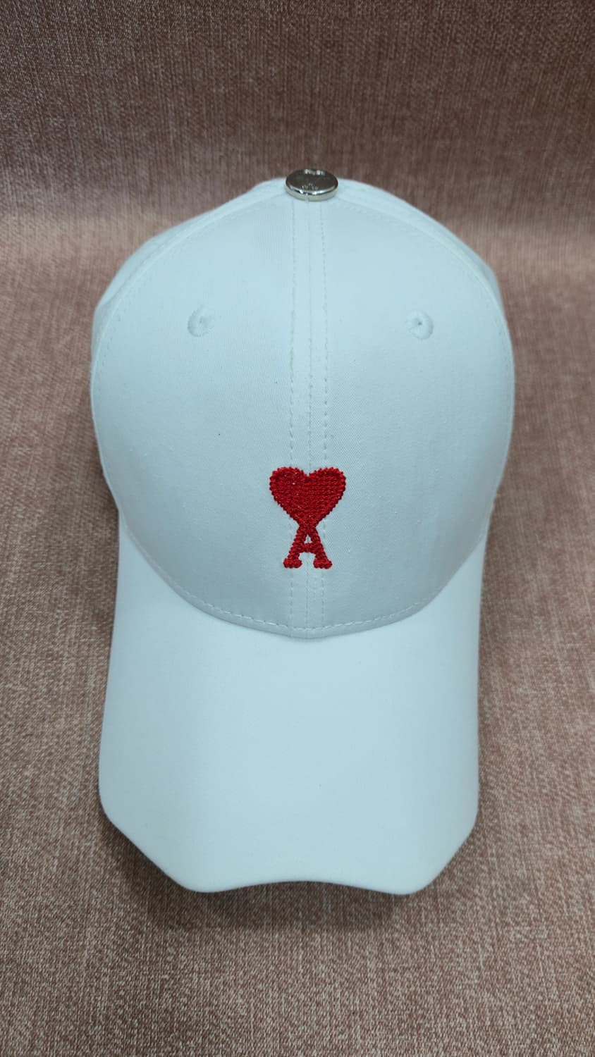 아미 정품- AMI 하트 로고 베이스볼 캡 (화이트) 상품이미지1