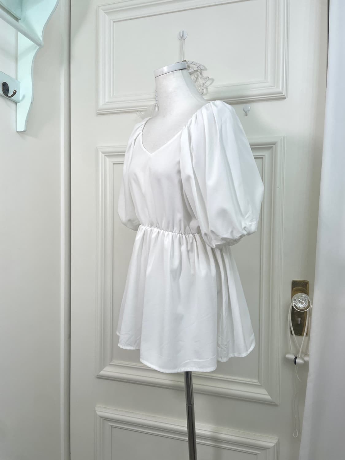 white puff sleeve princess blouse 상품이미지2