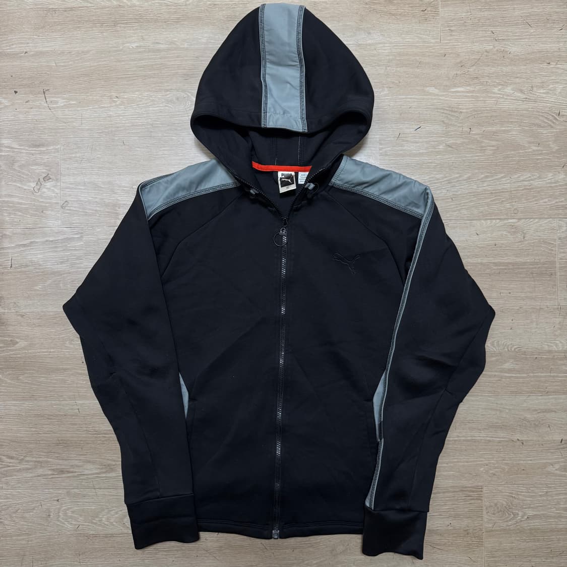 퓨마 바람막이 자켓 상품이미지1