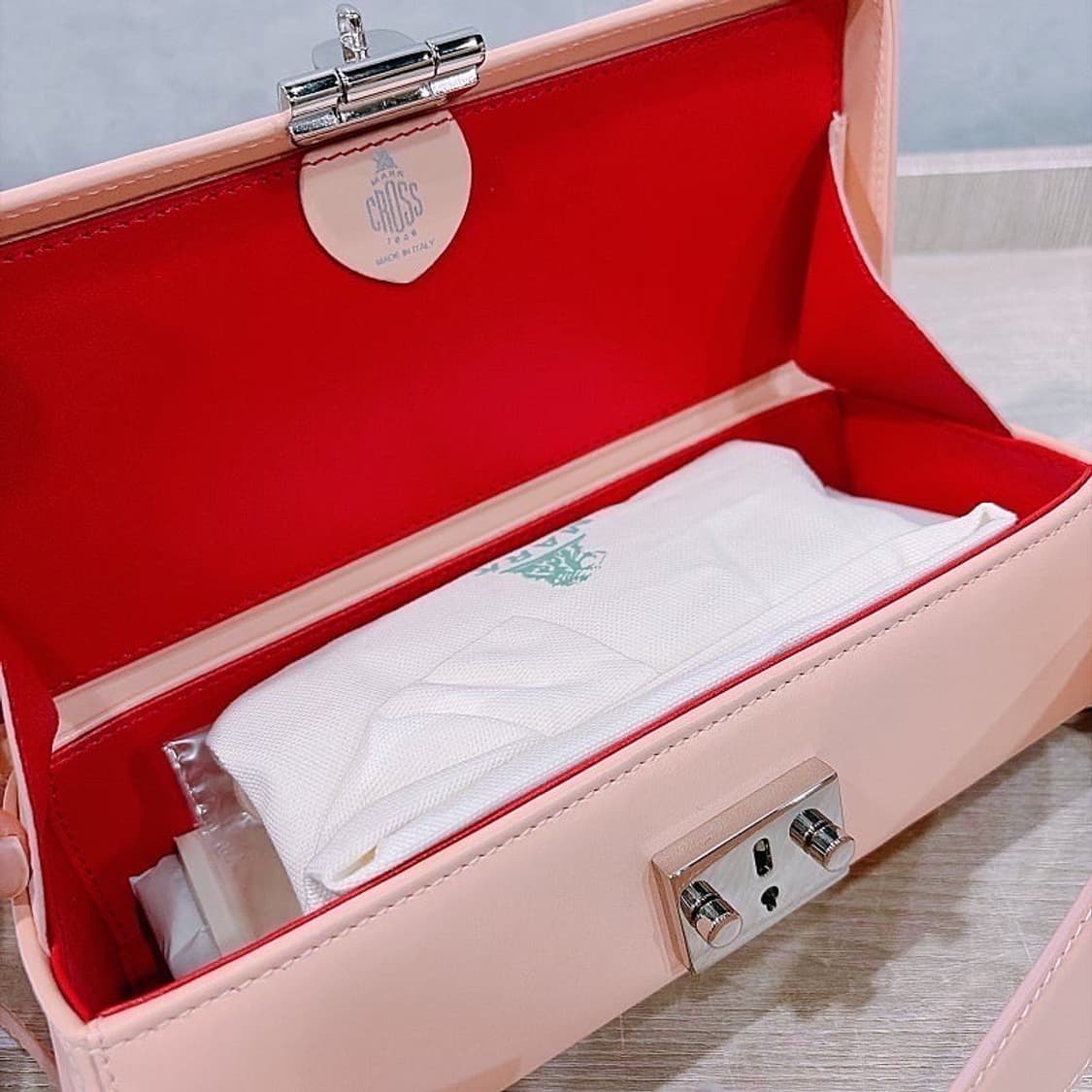 (정품/새상품) 마크 크로스 여성 연핑크 그레이스 룽고 박스백 숄더백 상품이미지3