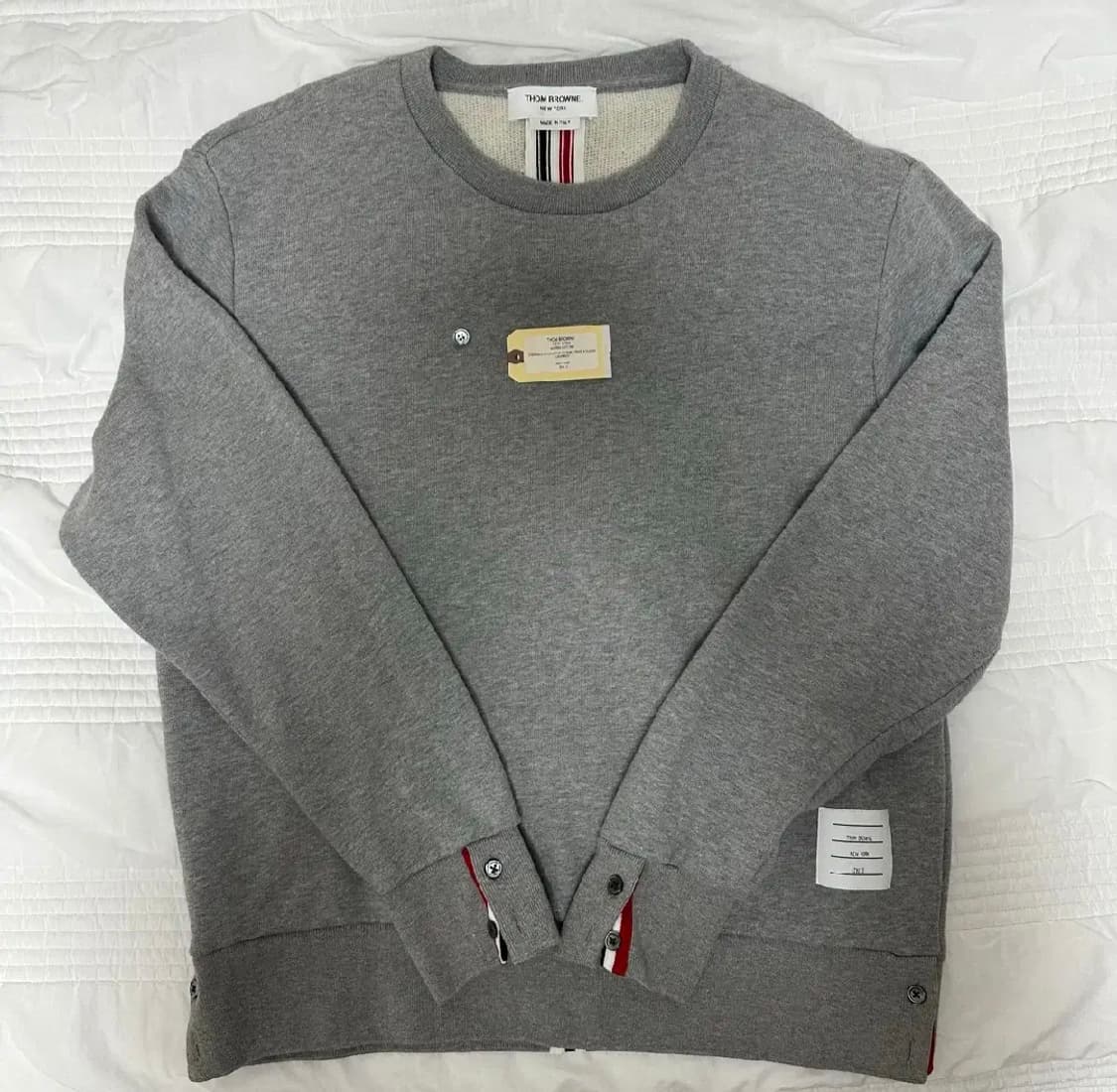 톰브라운 3사이즈 백삼선 맨투맨 상품이미지1