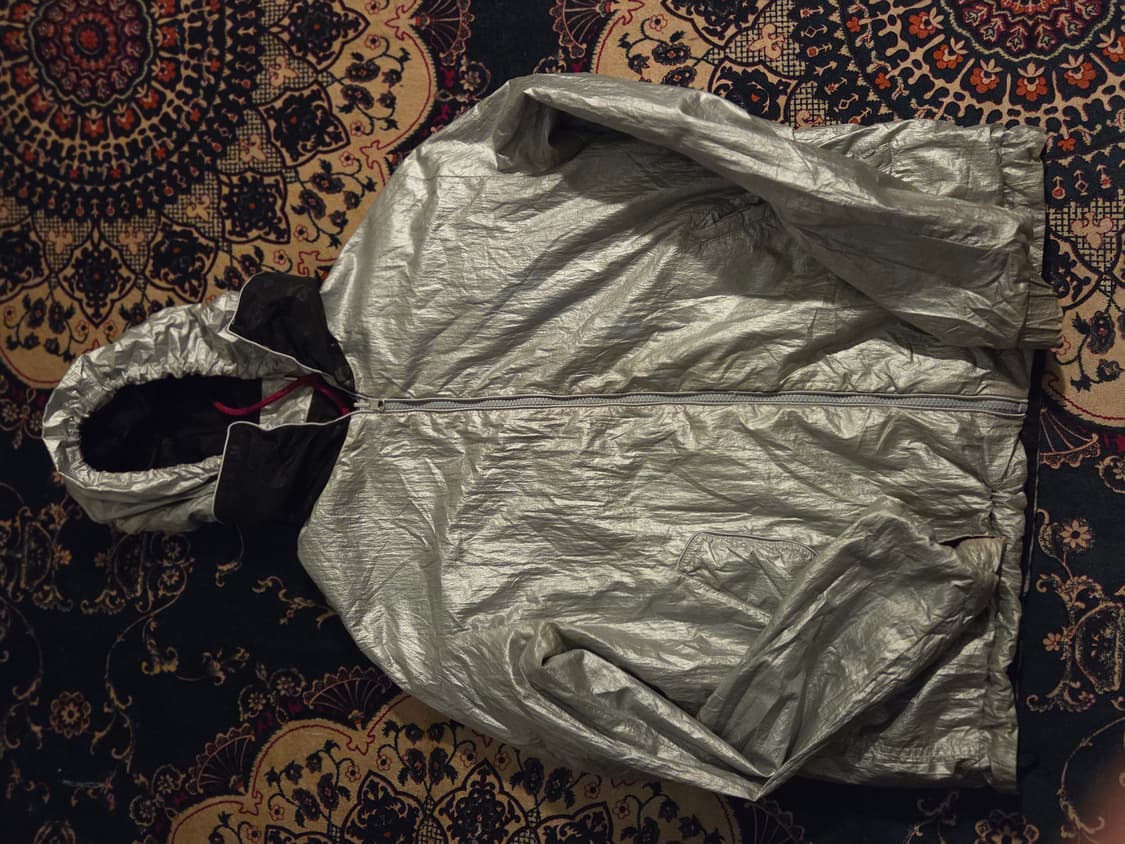 [MCM] 리버시블 바람막이 자켓 (블랙 패턴 / 실버 메탈릭) 상품이미지4