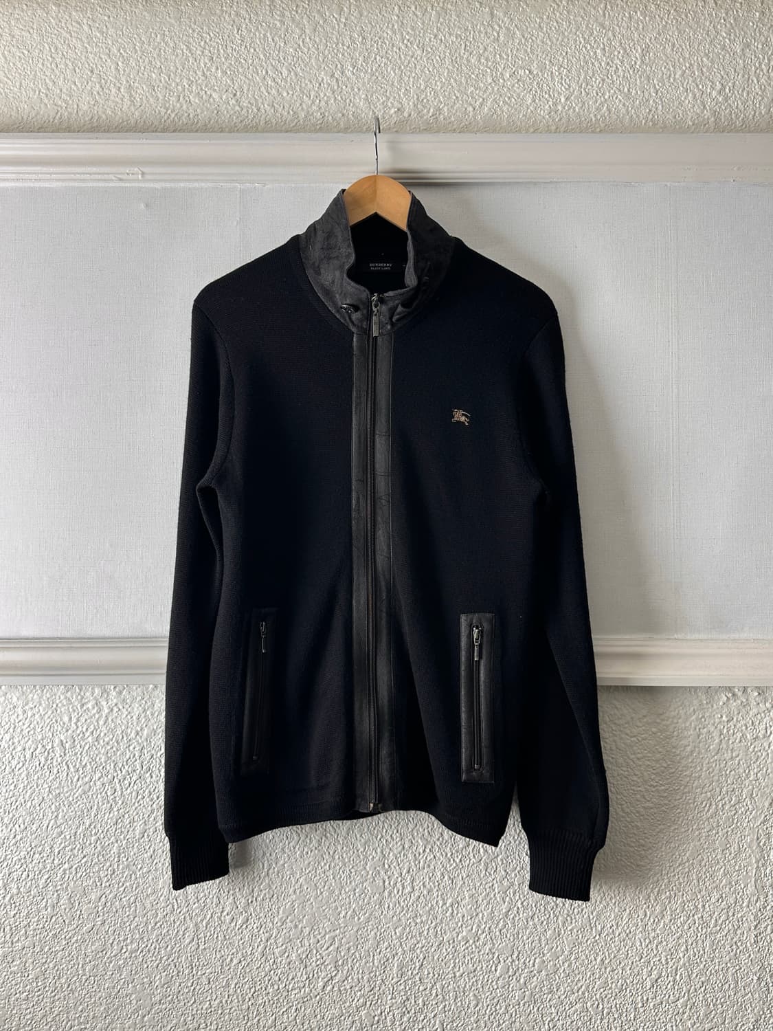 Burberry Black Label 레더 디테일 니트 집업 상품이미지7