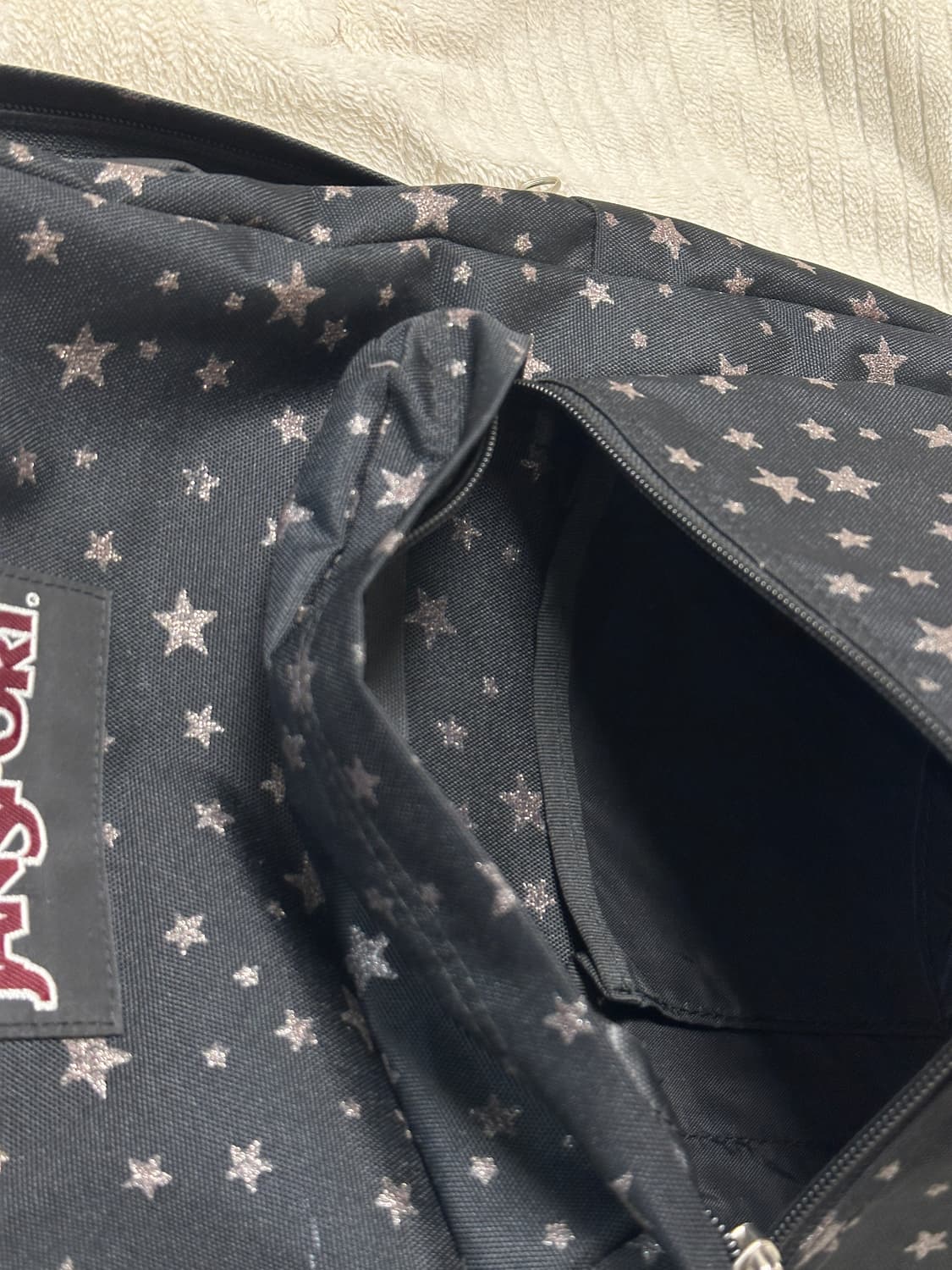 잔스포츠 글리터 별 백팩 블랙 상품이미지6