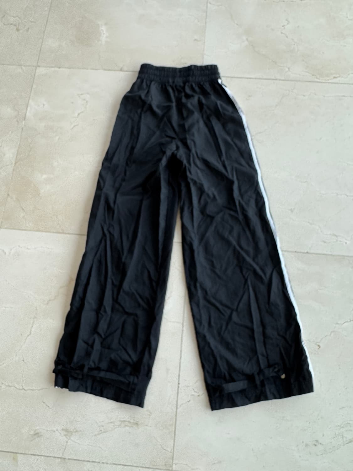 아디다스 Adidas 와이드 레그 트랙 팬츠 xs (오버핏)  상품이미지4