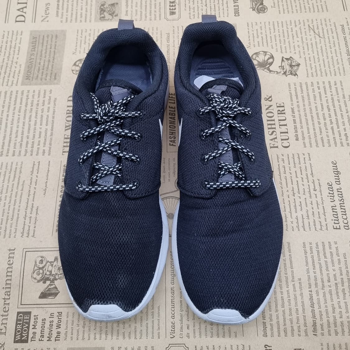 나이키 로위런 여성운동화230 상품이미지2