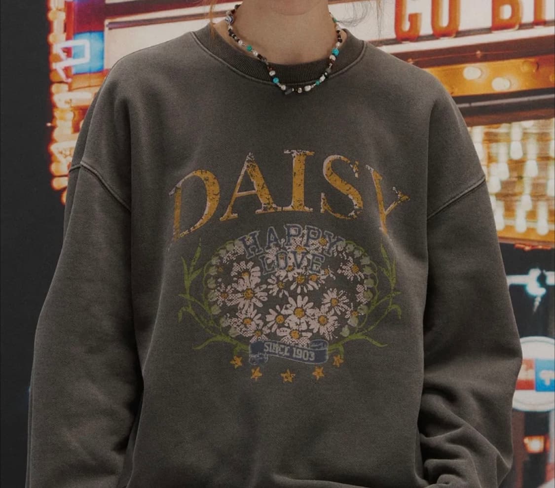 새제품 꼼파뇨 데이지 피그먼트 맨투맨 상품이미지4