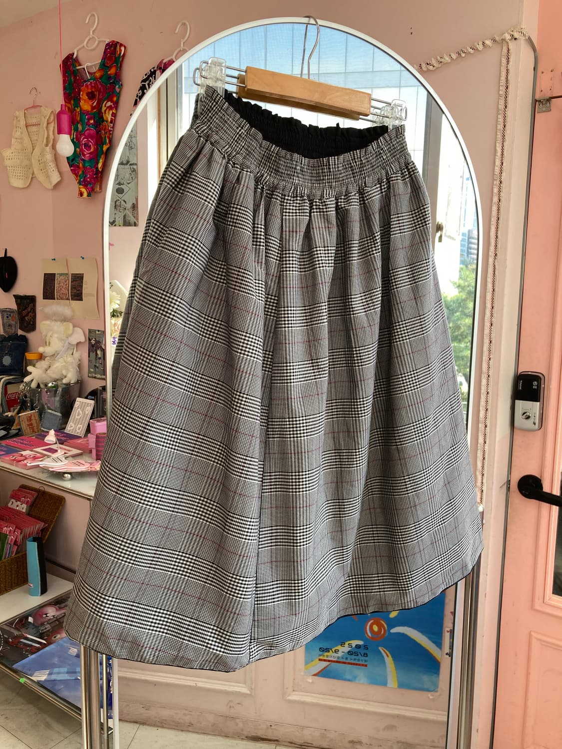 빈티지 체크 / 블랙 리버시블 미디 스커트 상품이미지1