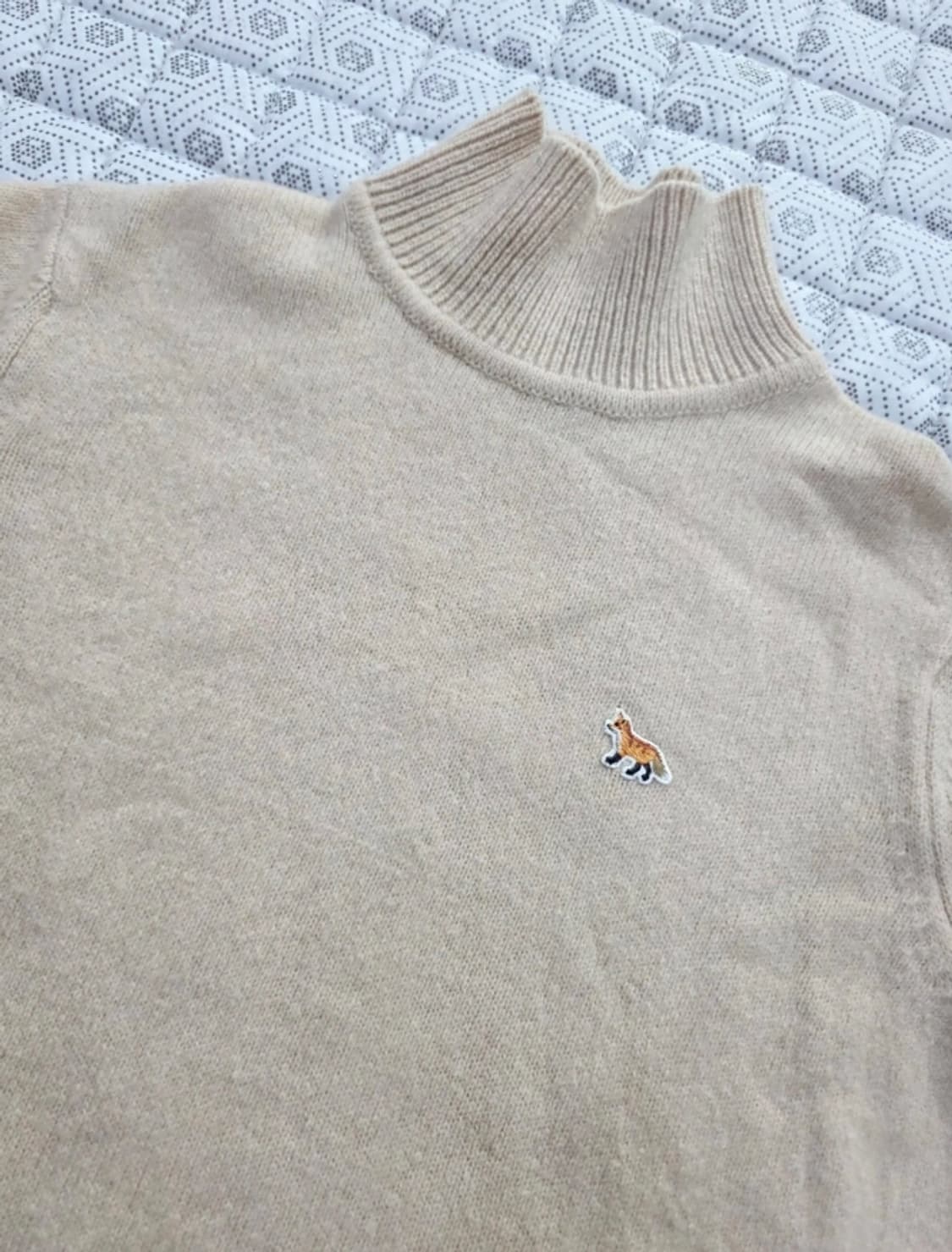 메종키츠네 아이보리 하이넥 니트 55 상품이미지2