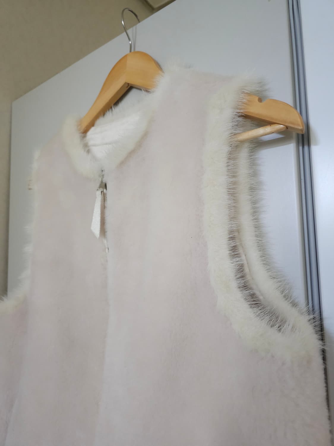 밍크트리밍 양모 조끼 상품이미지2