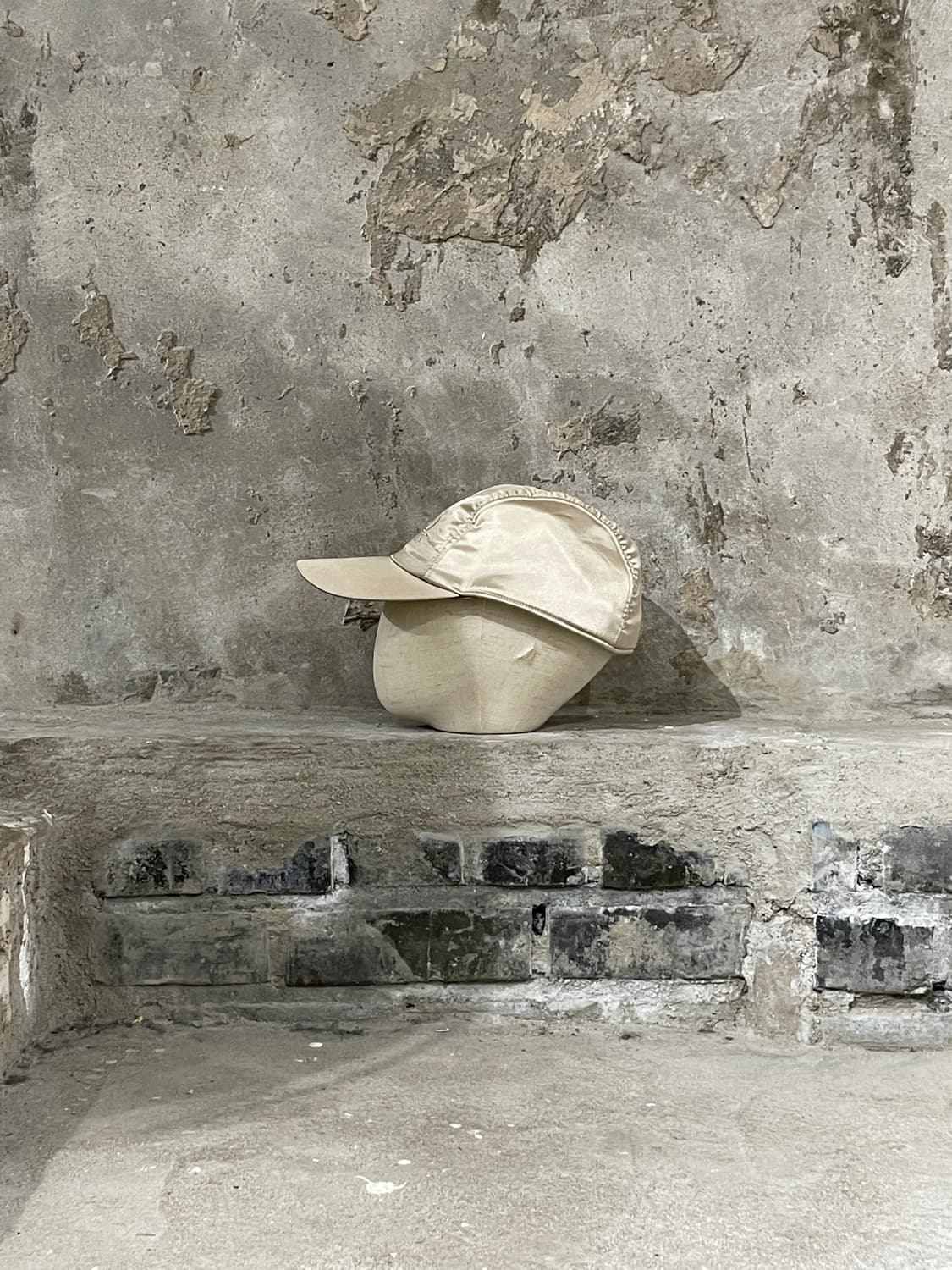 크리스찬 디올 스포츠 골든 로고 볼캡 상품이미지3