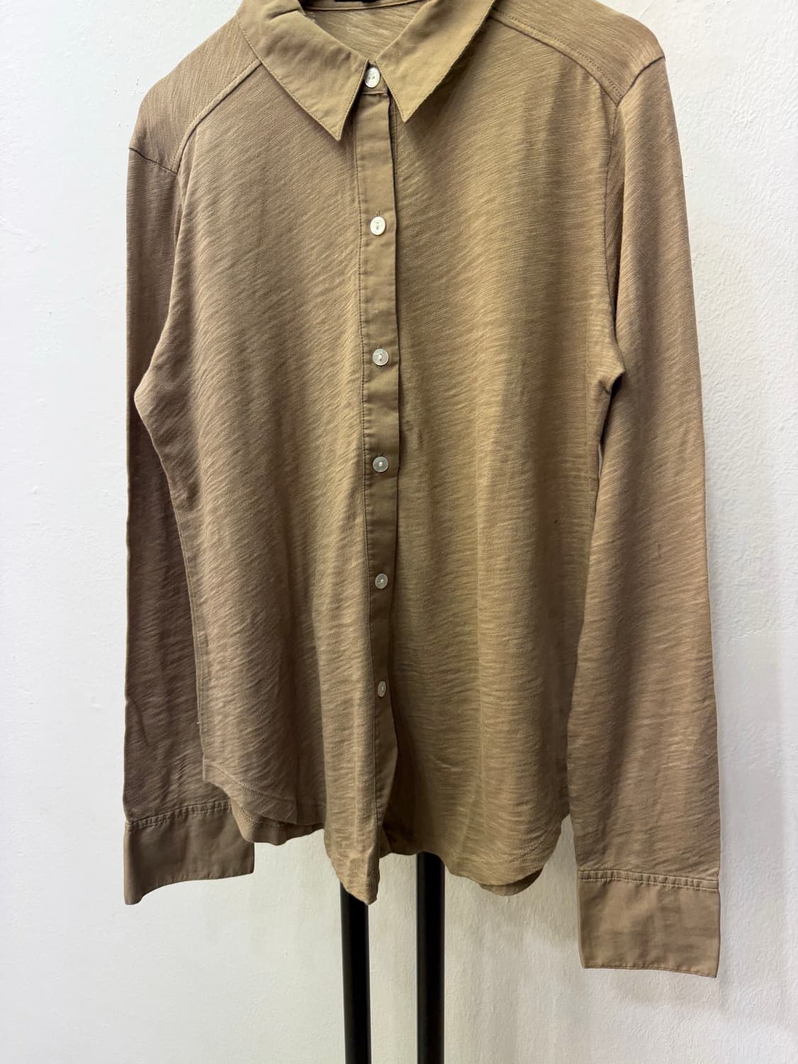 매장판정품) Theory 띠어리 브라운 셔츠 S 상품이미지3