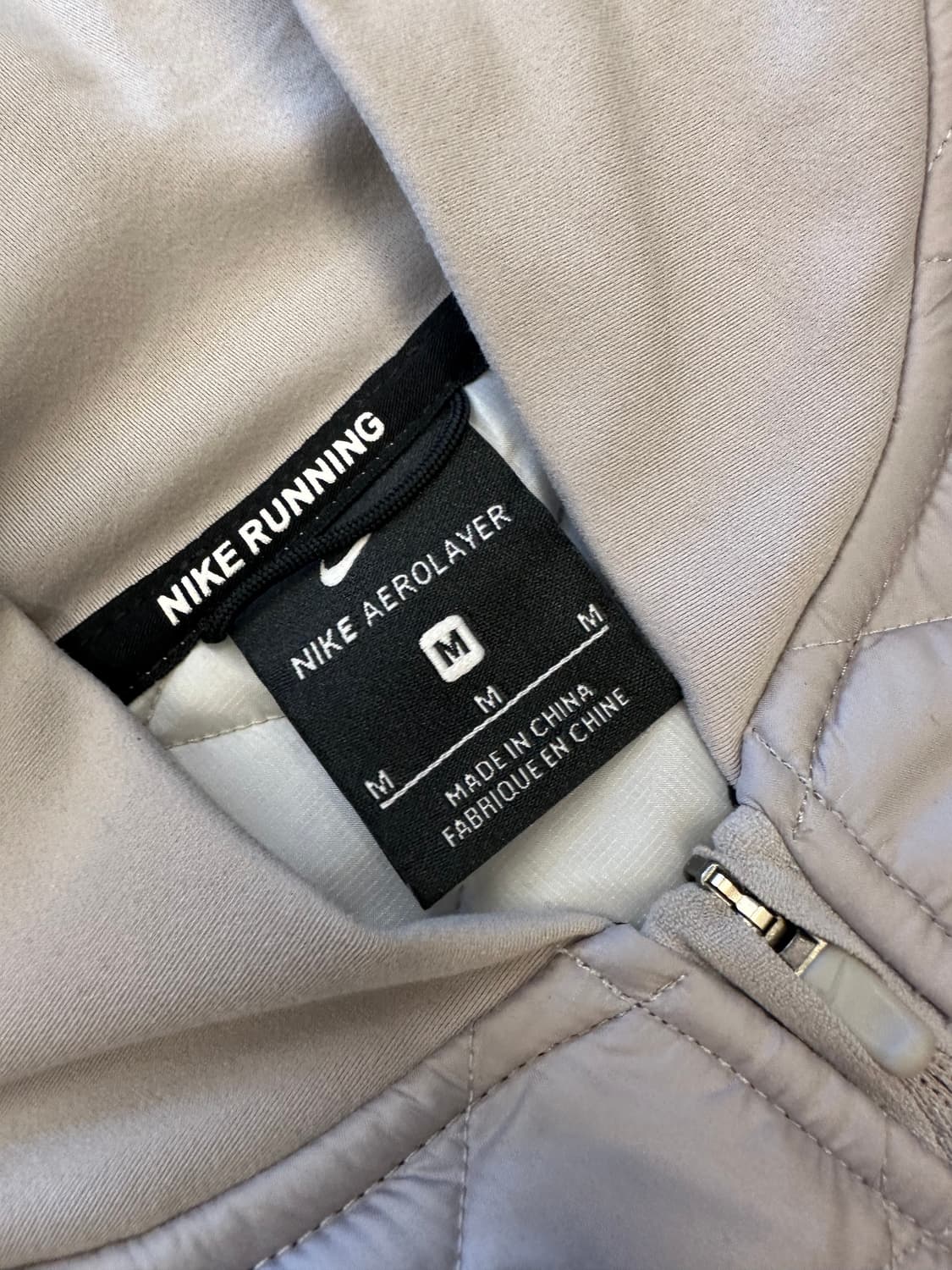 나이키 에어로레이어 경량 자켓 처분  상품이미지3